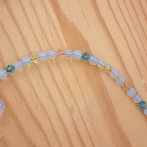 Opalite Bead Choker - Picture 10 of 12